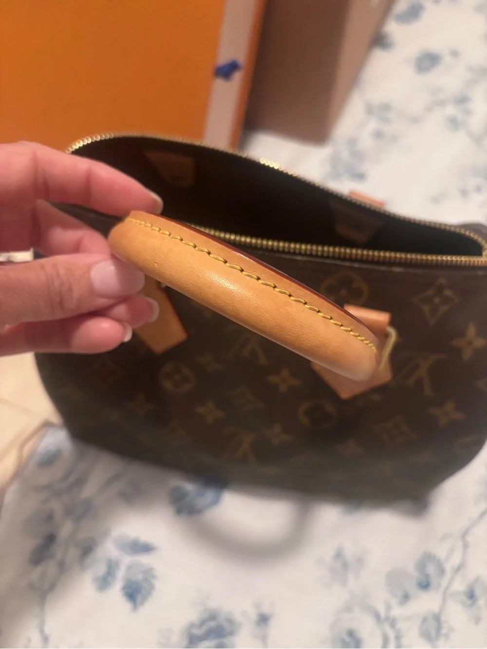 Louis Vuitton Brown Monogram Speedy Bandoulière Handbag 25